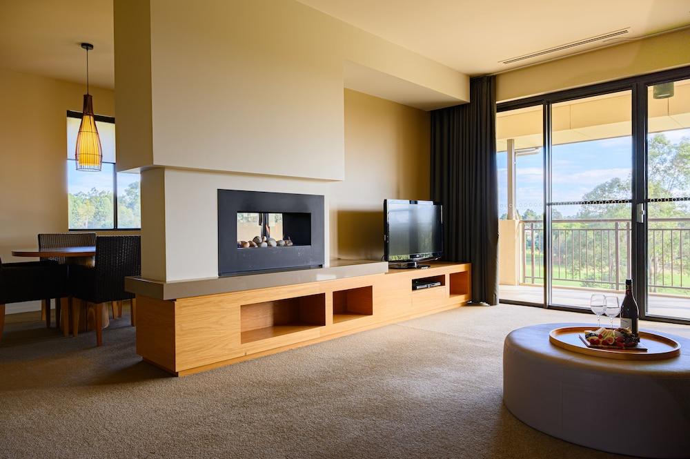 فندق شاتو إيلان آت ذا فينتدج هانتر فالي بوكولبن المظهر الخارجي الصورة A suite at the Peppers Springs Hotel